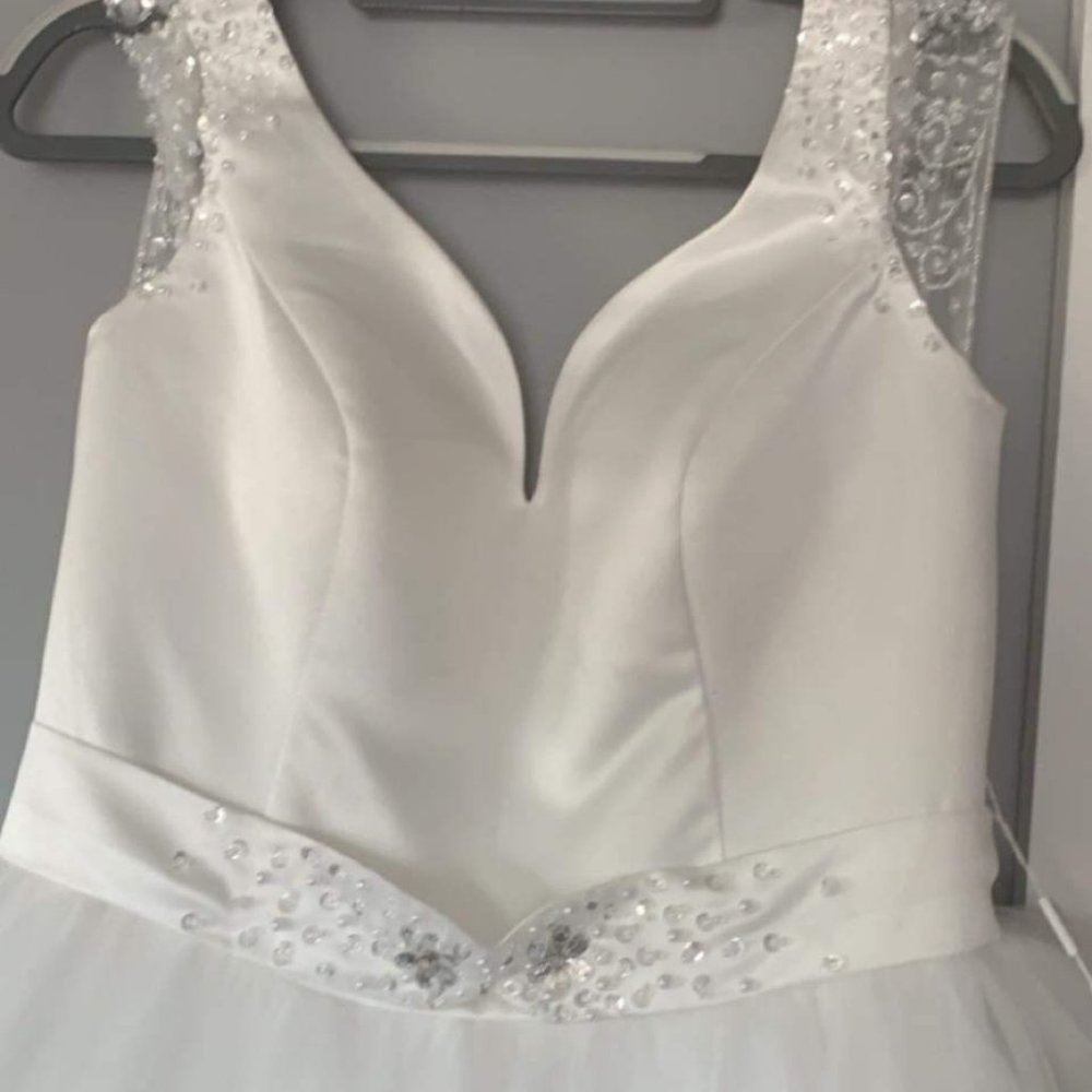 Brand New Wedding Gown